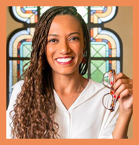 Janaína S. Paulista